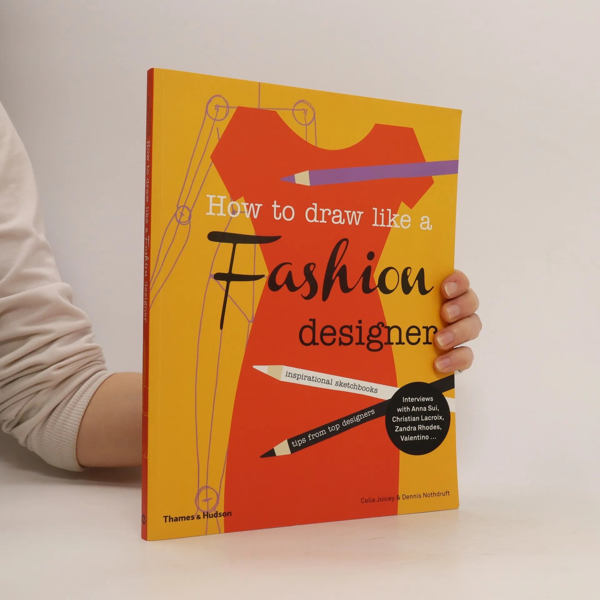 How To Draw Like Fashion Designers
