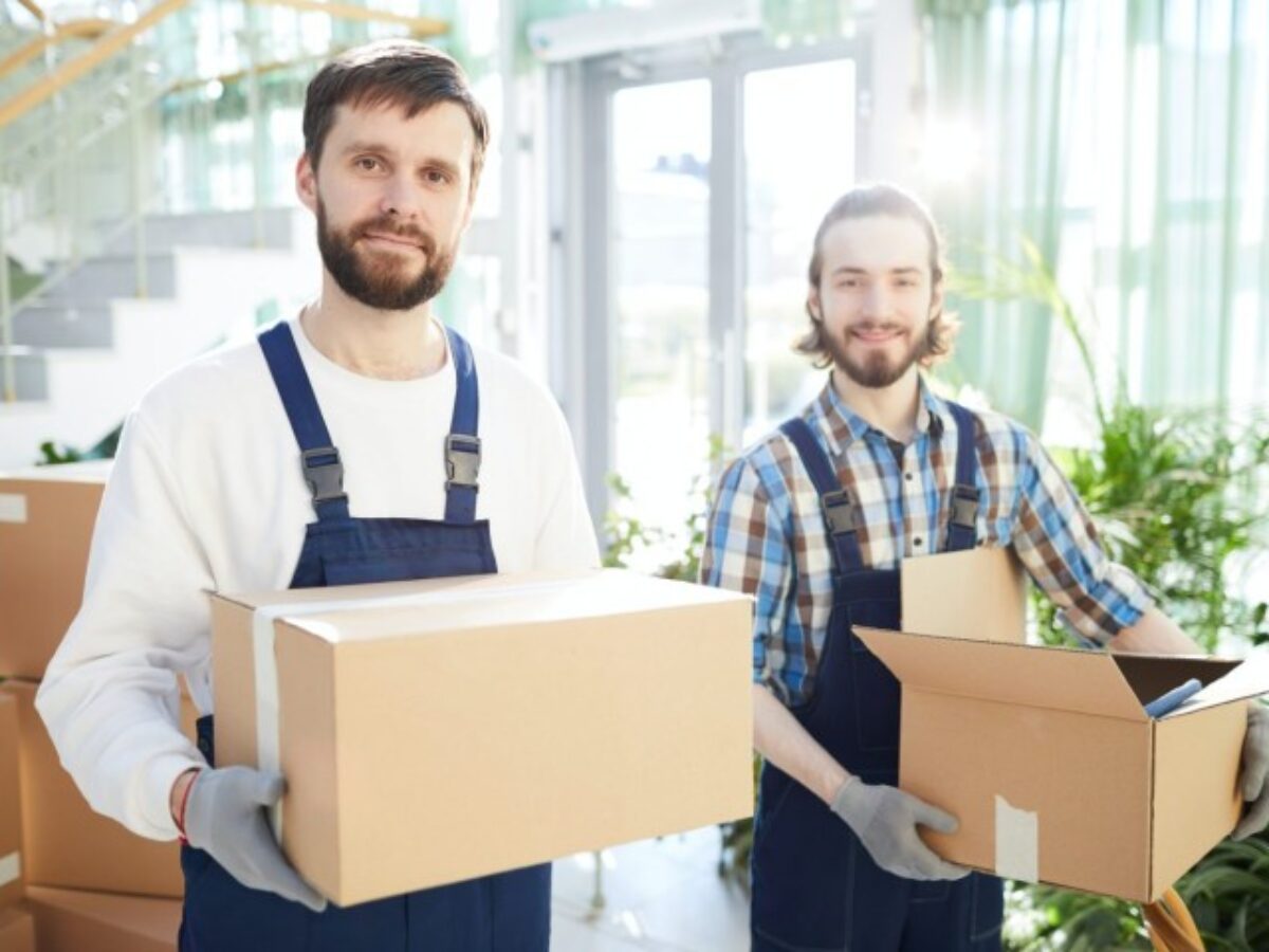 How Much Do Professional Movers Cost