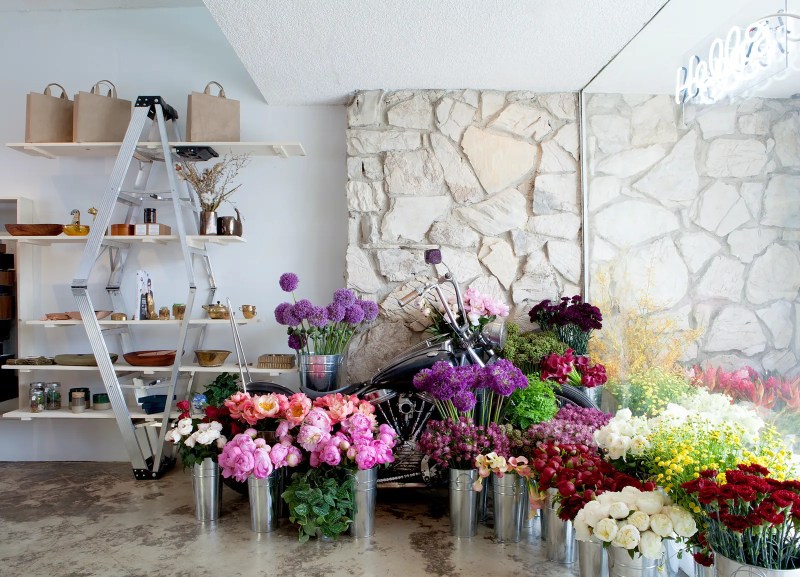 Where Do Flower Shops Get Their Flowers